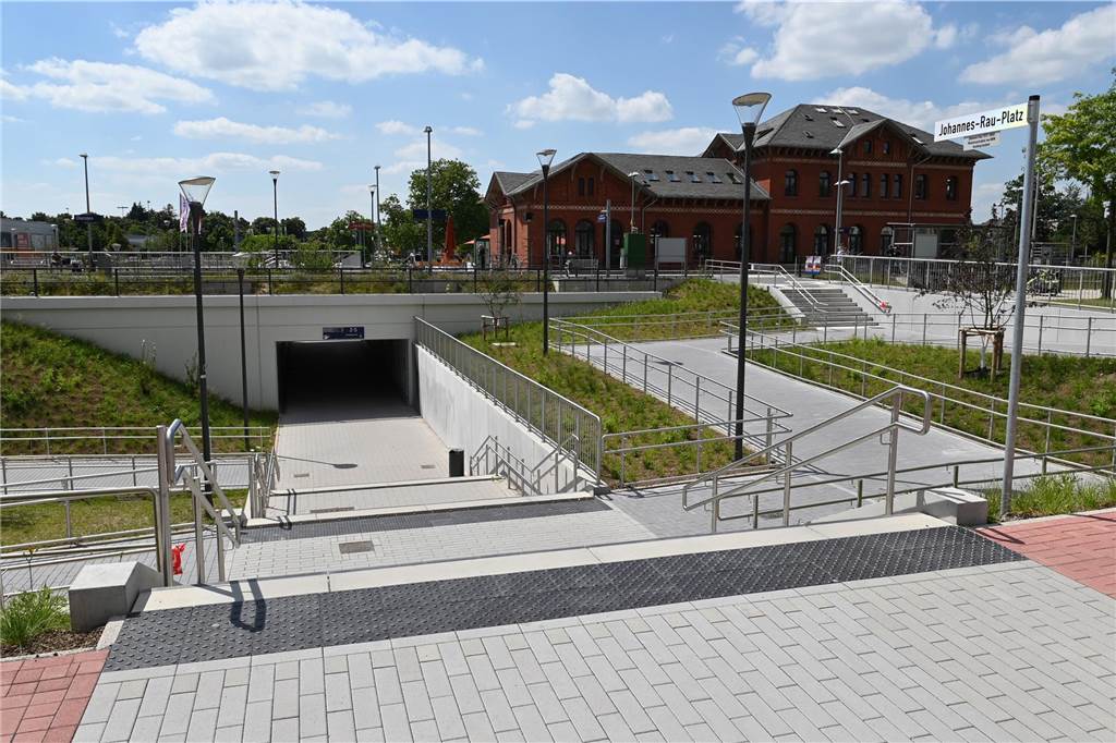 Der neue Bahnhofsvorplatz in Dorsten ist fertig