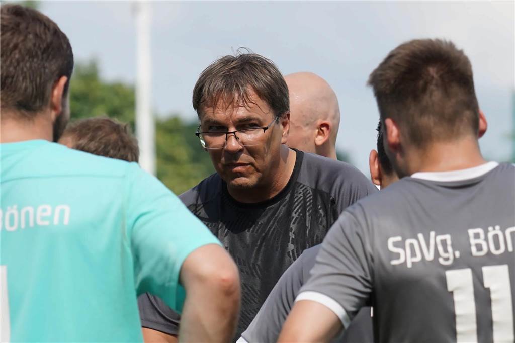 Pickepackevolles Testspiel- und Turnier-Wochenende: Fast 100 Fotos von den Fußballplätzen