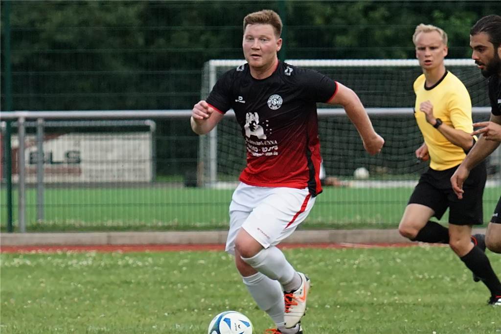 Pickepackevolles Testspiel- und Turnier-Wochenende: Fast 100 Fotos von den Fußballplätzen