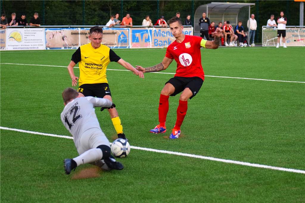 Pickepackevolles Testspiel- und Turnier-Wochenende: Fast 100 Fotos von den Fußballplätzen