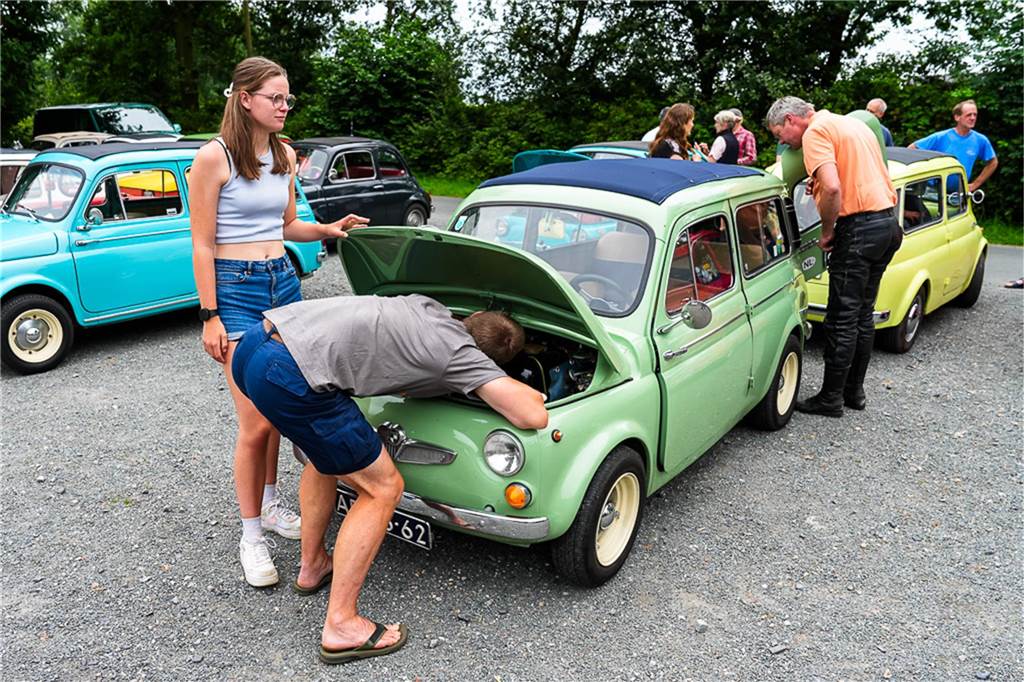 Fiatfreunde laden zum Treffen ein: Über 100 Fiats in Köckelwick