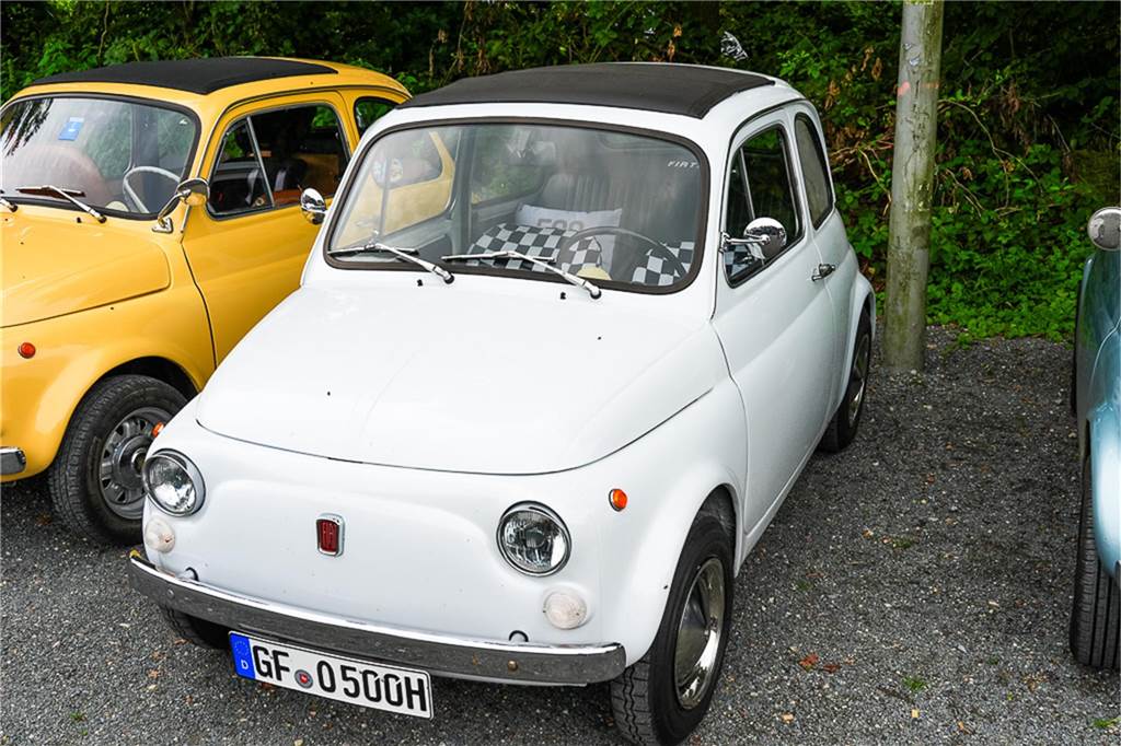 Fiatfreunde laden zum Treffen ein: Über 100 Fiats in Köckelwick
