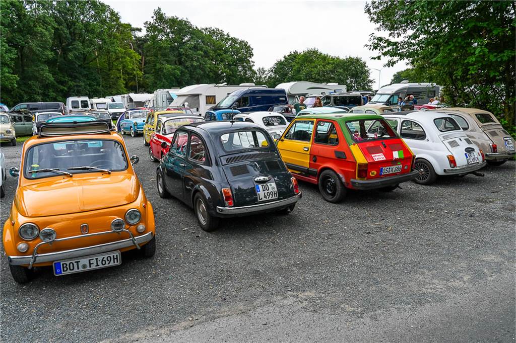 Fiatfreunde laden zum Treffen ein: Über 100 Fiats in Köckelwick