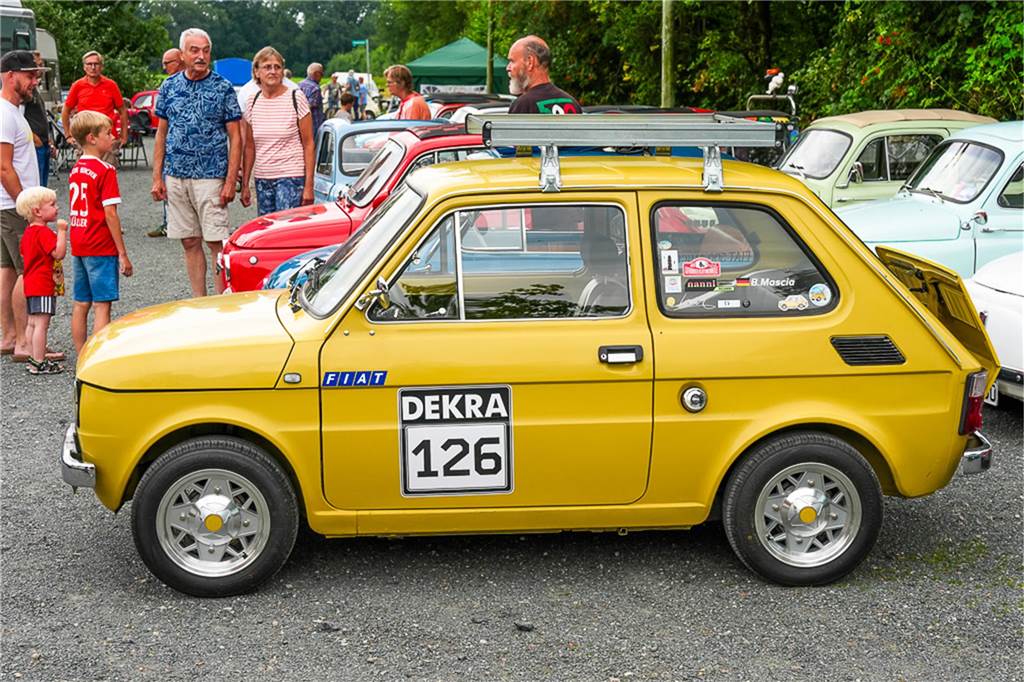 Fiatfreunde laden zum Treffen ein: Über 100 Fiats in Köckelwick