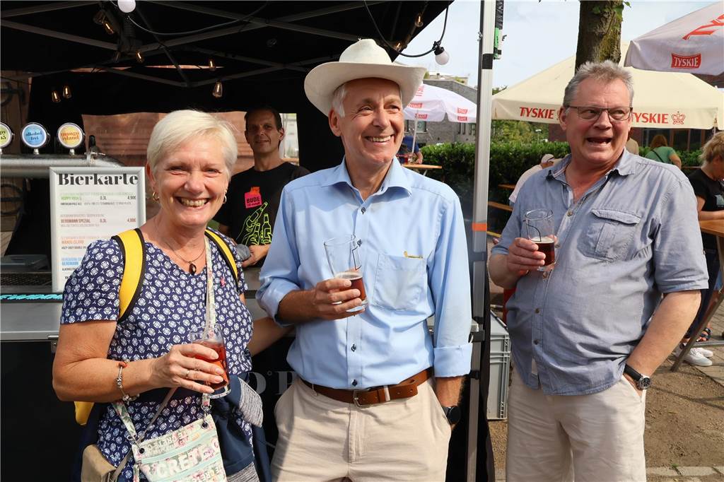 Gute Laune am finalen Sonntag: Viele Fotos vom letzten Tag der Dorstener Bierbörse