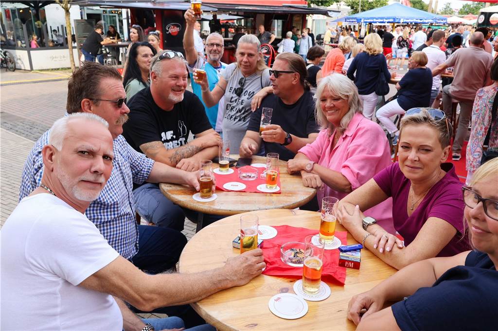 Gute Laune am finalen Sonntag: Viele Fotos vom letzten Tag der Dorstener Bierbörse