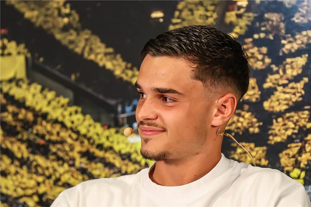 BVB-Geschäftsführer Ricken spricht über Transfers und Ziele: 19:09 – der schwarzgelbe Talk