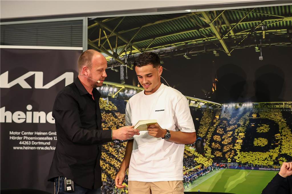 BVB-Geschäftsführer Ricken spricht über Transfers und Ziele: 19:09 – der schwarzgelbe Talk