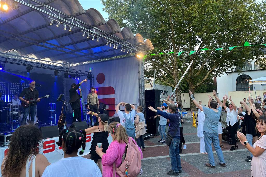 „Fiesta de la Dolce Vita“ lockt am Wochenende nach Hombruch: Die schönsten Fotos vom Stadtteilfest