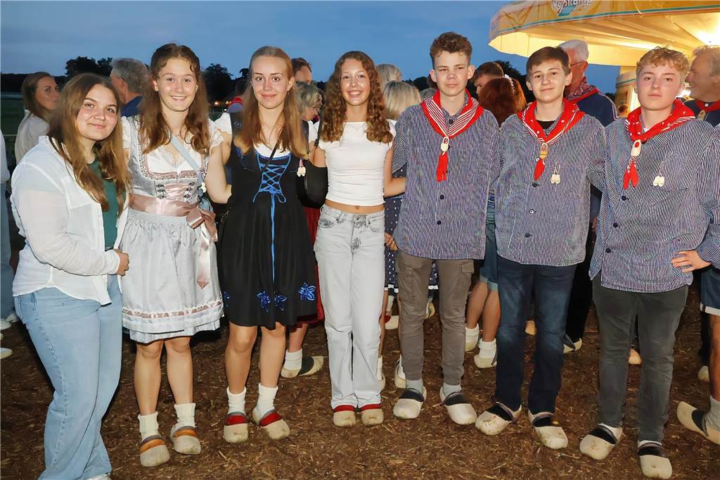 Klumpen-Schützenfest eröffnet: Viele Fotos von der Trachtenschützengilde Uefte-Overbeck