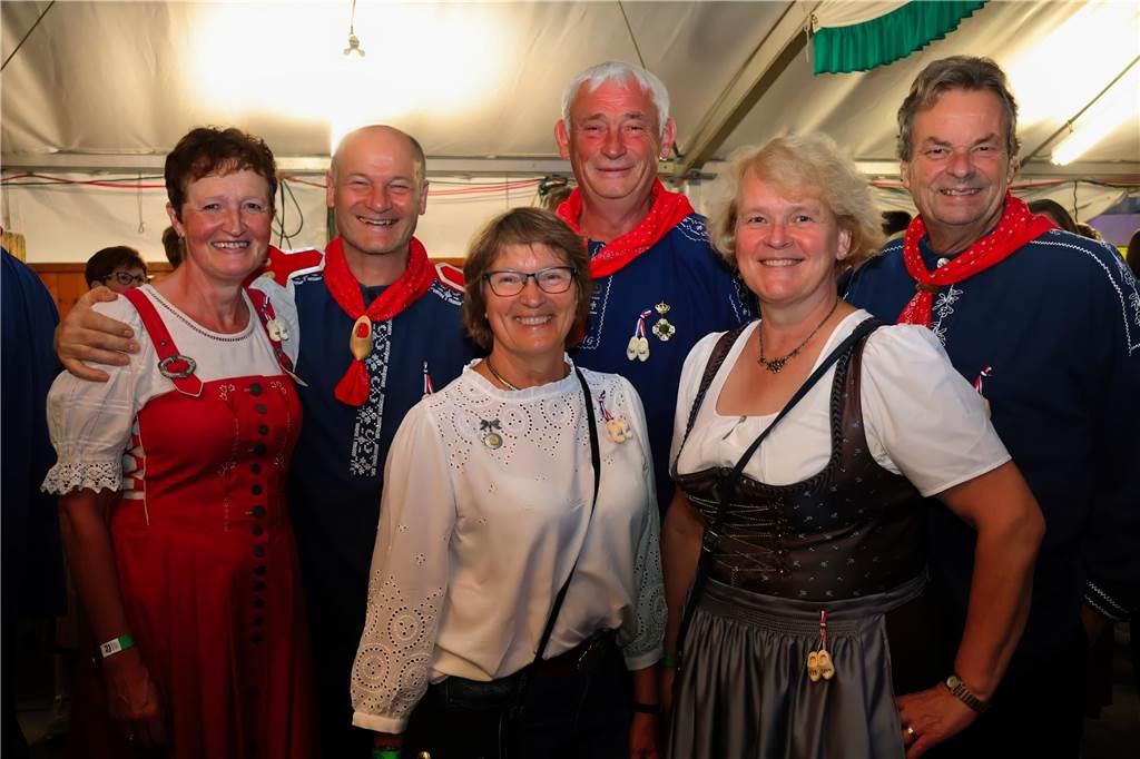 Klumpen-Schützenfest eröffnet: Viele Fotos von der Trachtenschützengilde Uefte-Overbeck