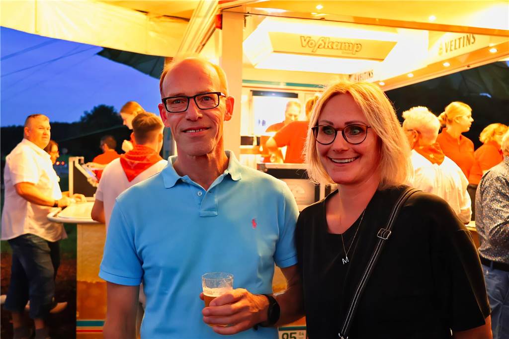 Klumpen-Schützenfest eröffnet: Viele Fotos von der Trachtenschützengilde Uefte-Overbeck