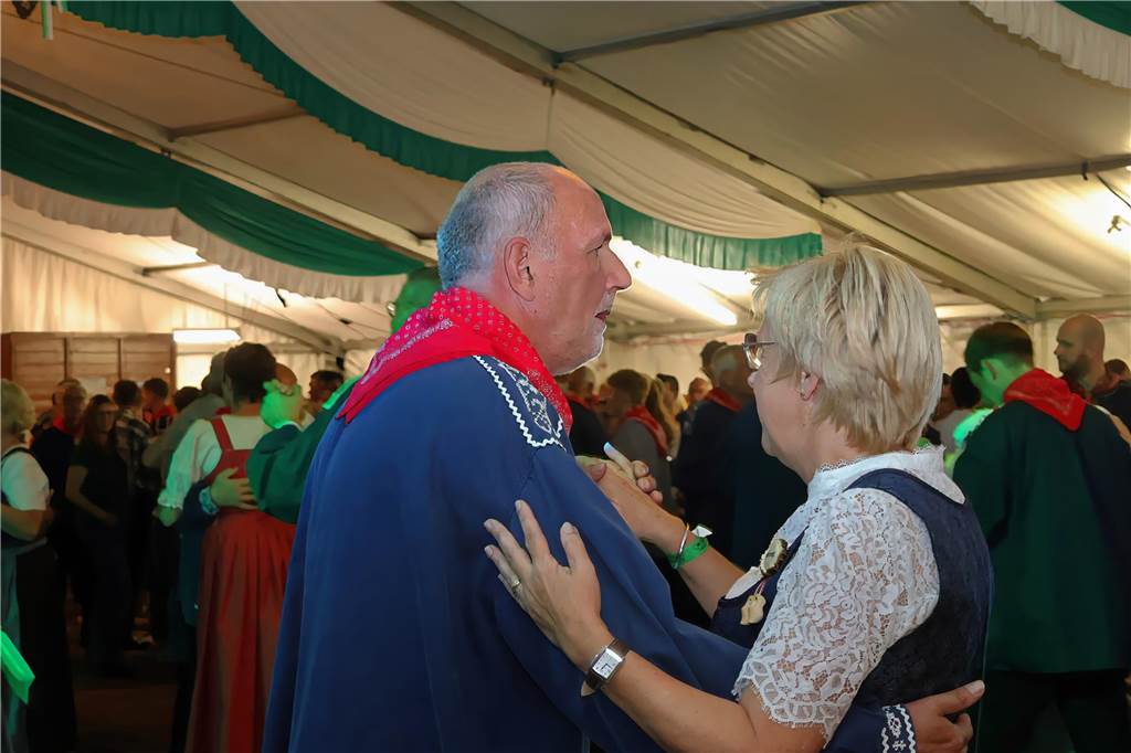 Klumpen-Schützenfest eröffnet: Viele Fotos von der Trachtenschützengilde Uefte-Overbeck