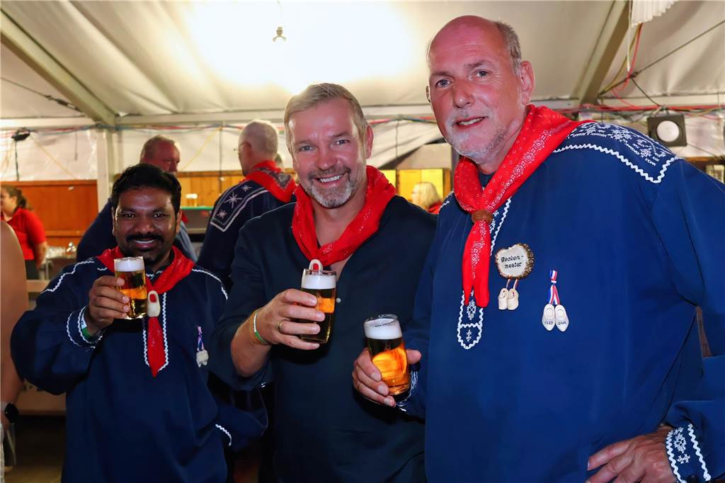 Klumpen-Schützenfest eröffnet: Viele Fotos von der Trachtenschützengilde Uefte-Overbeck