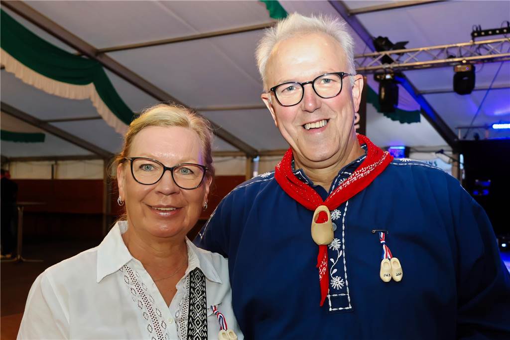 Klumpen-Schützenfest eröffnet: Viele Fotos von der Trachtenschützengilde Uefte-Overbeck