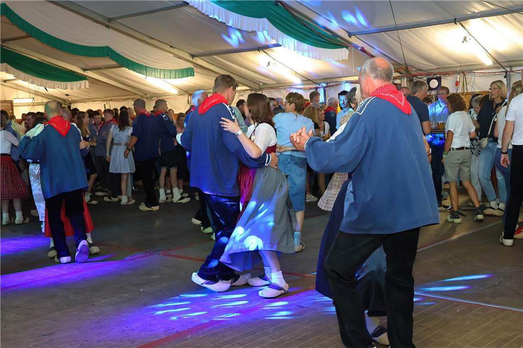 Klumpen-Schützenfest eröffnet: Viele Fotos von der Trachtenschützengilde Uefte-Overbeck