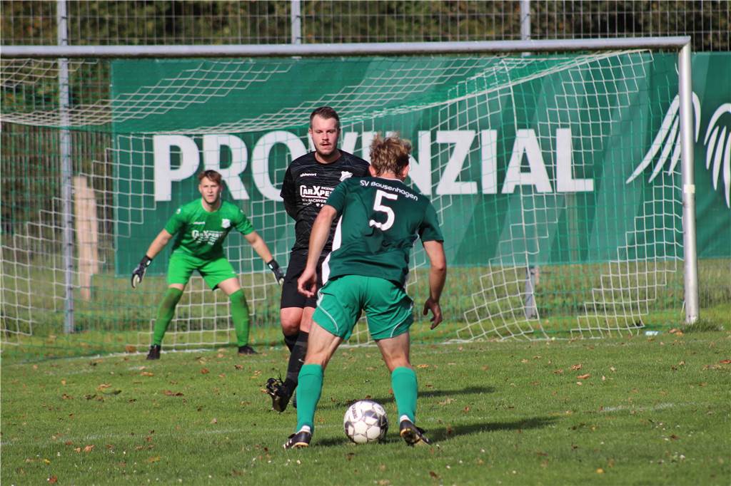 Erster Sieg, Derby-Remis und Niederlage: