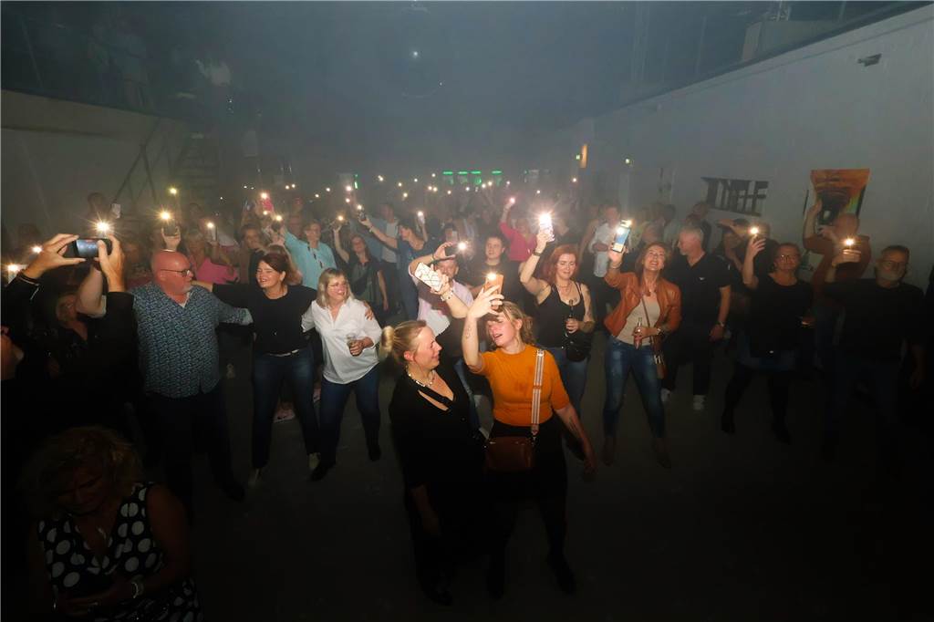 „Wir haben sie alle mit dabei“: Die besten Fotos von der Schlagerparty in Dorsten