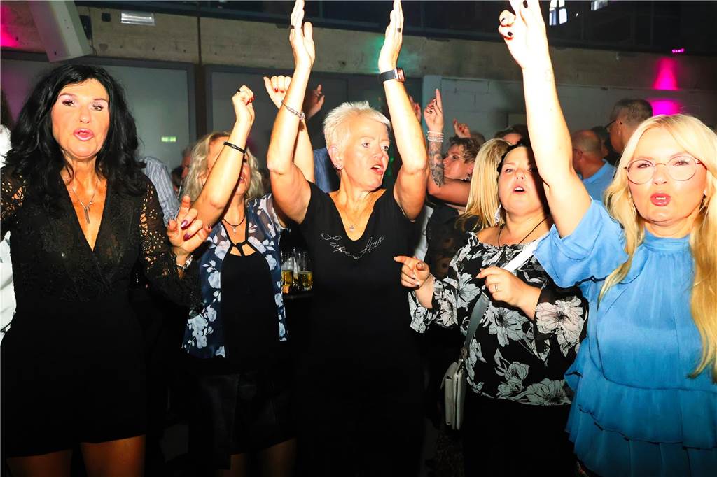 „Wir haben sie alle mit dabei“: Die besten Fotos von der Schlagerparty in Dorsten