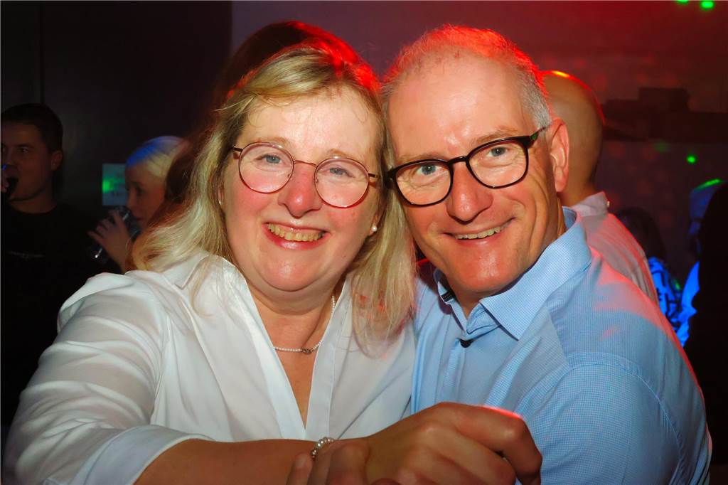 „Wir haben sie alle mit dabei“: Die besten Fotos von der Schlagerparty in Dorsten