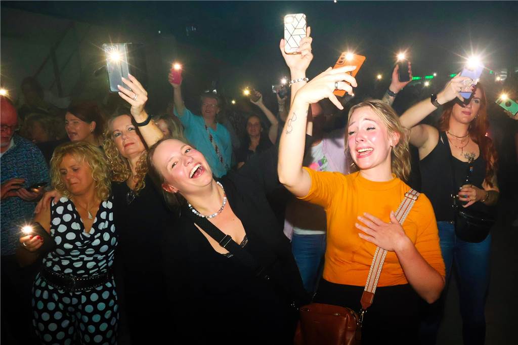 „Wir haben sie alle mit dabei“: Die besten Fotos von der Schlagerparty in Dorsten