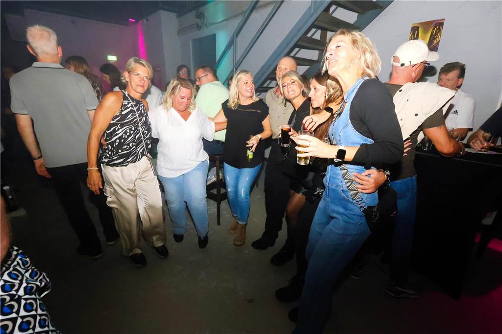 „Wir haben sie alle mit dabei“: Die besten Fotos von der Schlagerparty in Dorsten