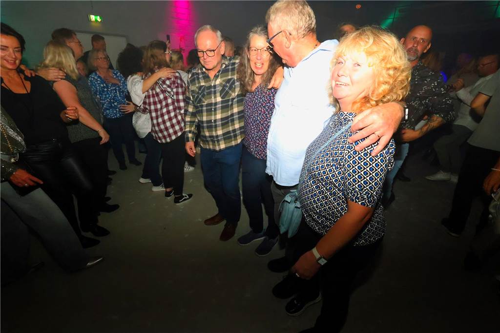 „Wir haben sie alle mit dabei“: Die besten Fotos von der Schlagerparty in Dorsten