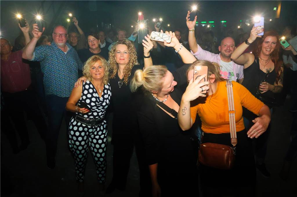 „Wir haben sie alle mit dabei“: Die besten Fotos von der Schlagerparty in Dorsten