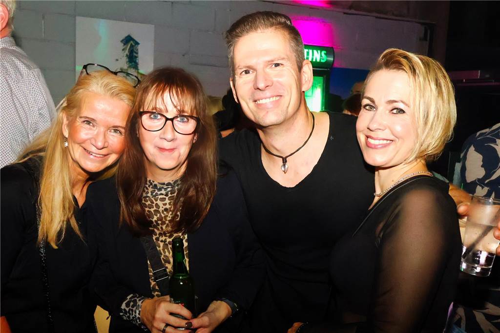 „Wir haben sie alle mit dabei“: Die besten Fotos von der Schlagerparty in Dorsten