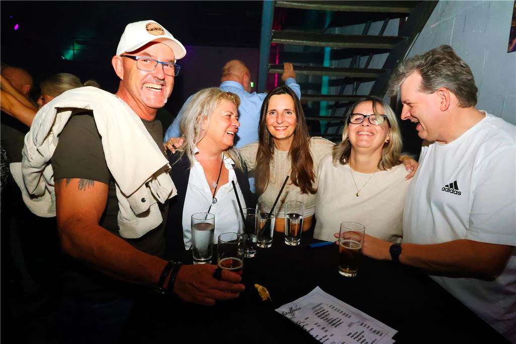 „Wir haben sie alle mit dabei“: Die besten Fotos von der Schlagerparty in Dorsten