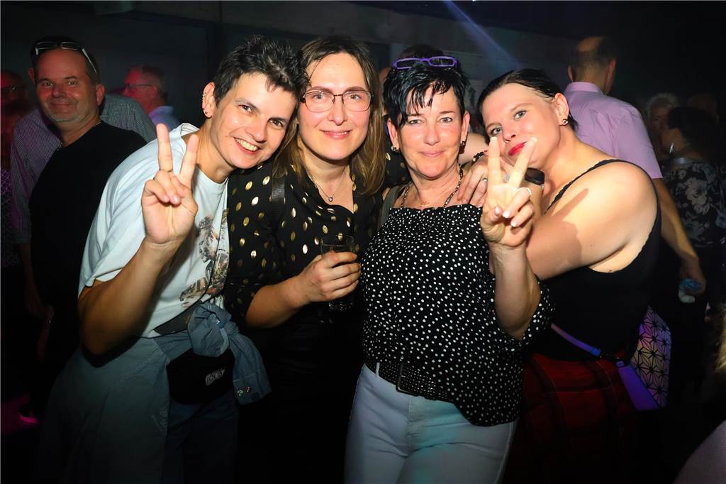 „Wir haben sie alle mit dabei“: Die besten Fotos von der Schlagerparty in Dorsten