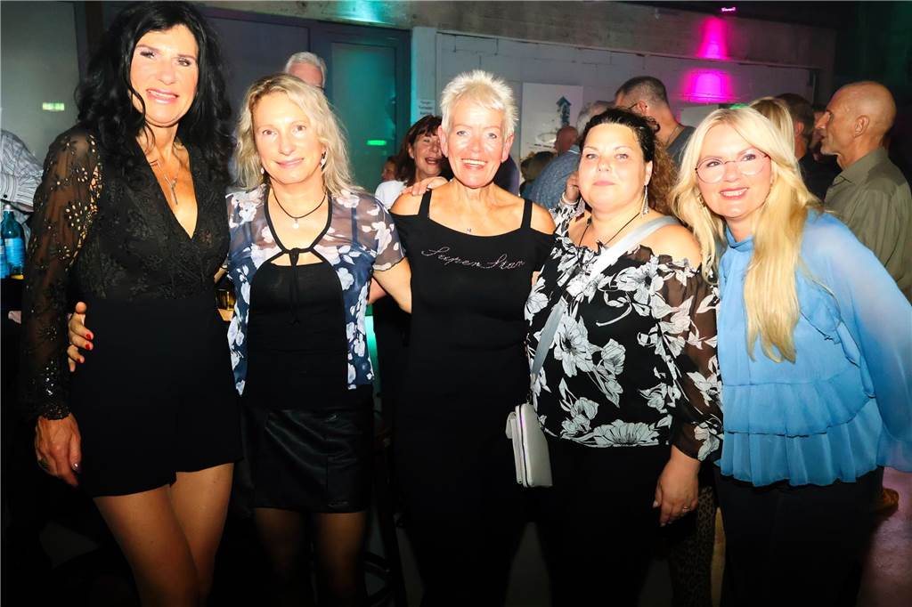 „Wir haben sie alle mit dabei“: Die besten Fotos von der Schlagerparty in Dorsten