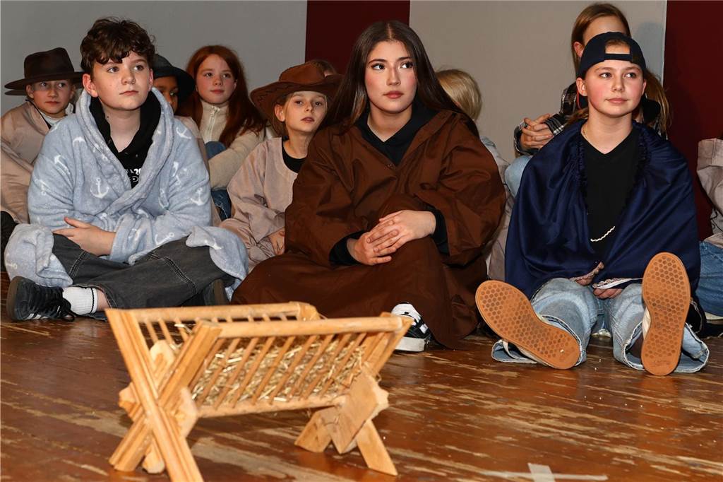 Viel Applaus für die Theater-AG: Die besten Fotos von der Premierenfeier