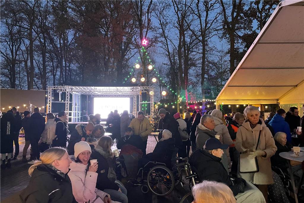Viele Fotos: Stadtlohnt strahlt beim weihnachtlichen Lichterfest
