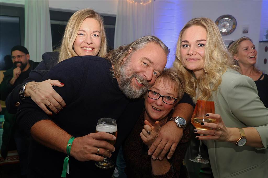 Woodhouse-Party in Dorsten: Nachtschwärmer feierten im Restaurant - die besten Bilder