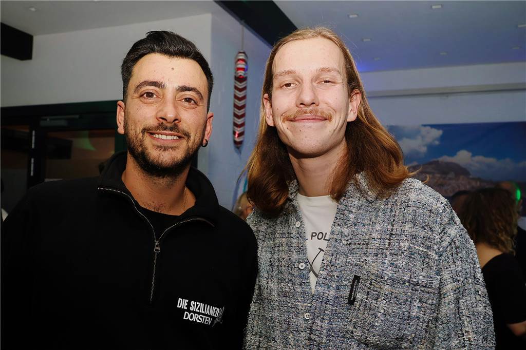 Woodhouse-Party in Dorsten: Nachtschwärmer feierten im Restaurant - die besten Bilder