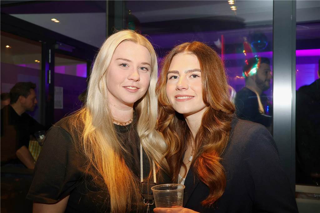 Woodhouse-Party in Dorsten: Nachtschwärmer feierten im Restaurant - die besten Bilder