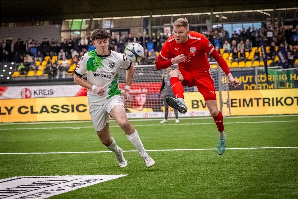 Kochende Stimmung in der Helmut-Körnig-Halle: Die besten Fotos vom ersten Endrundentag
