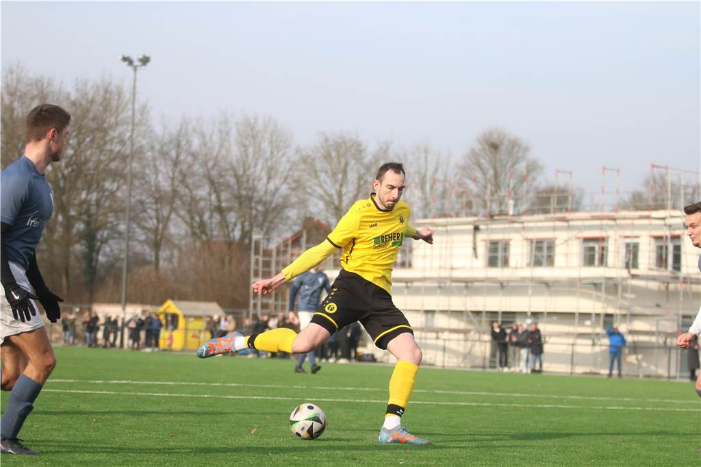 Die besten Fotos vom Pflichtspiel
