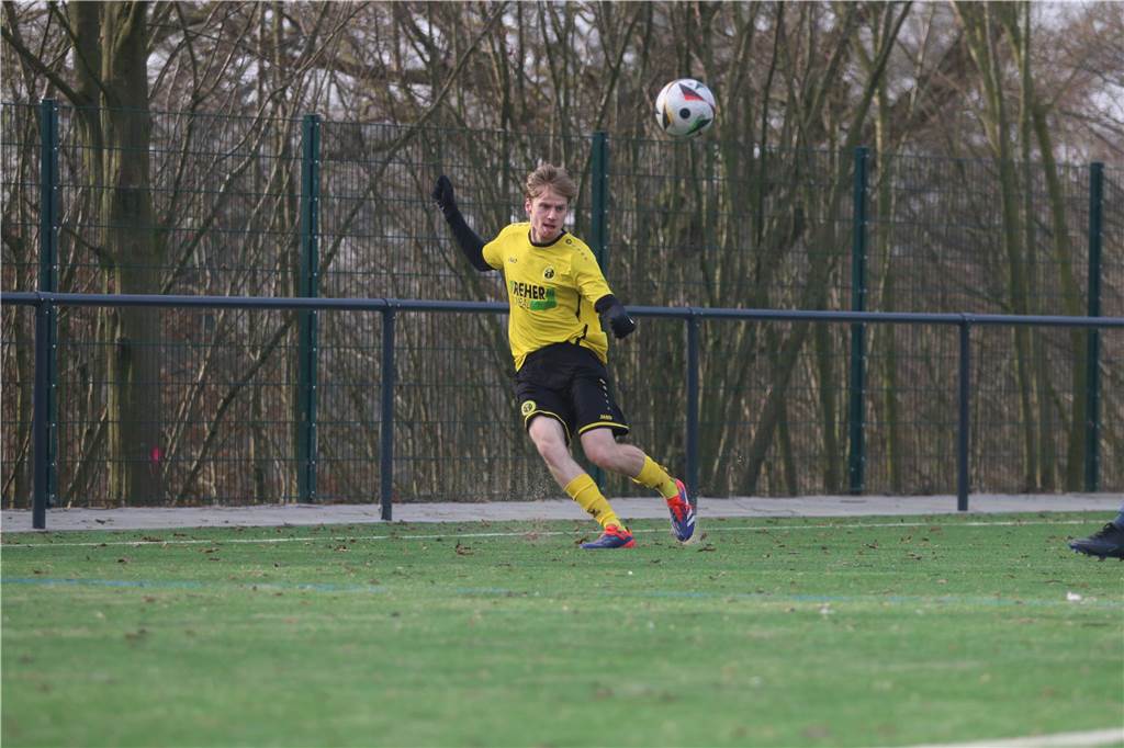 Die besten Fotos vom Pflichtspiel