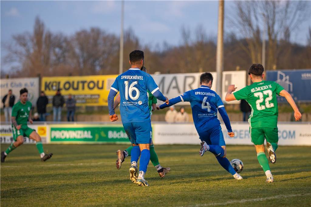 Holzwickeder SC verliert gegen Spitzenreiter TSG Sprockhövel: Viele Fotos