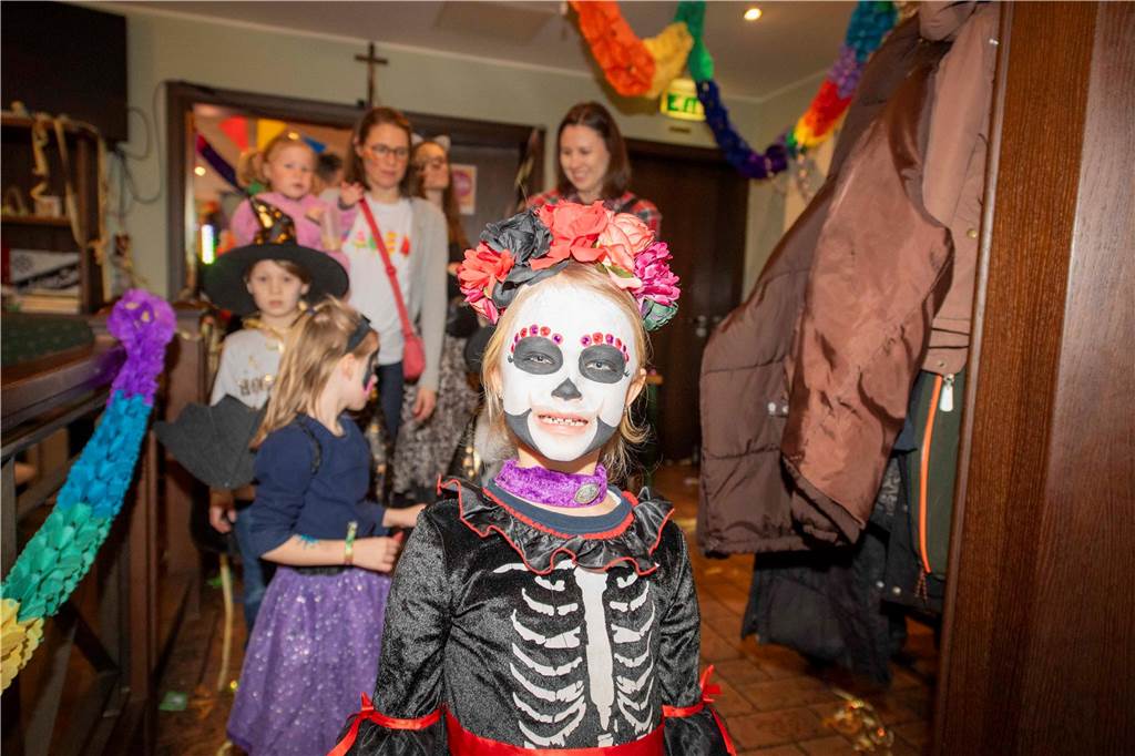 Kinderkarrneval in Haltern: Viele Fotos vom Umzug durch die Stadt