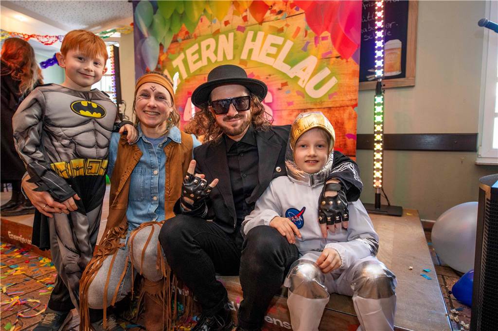 Kinderkarrneval in Haltern: Viele Fotos vom Umzug durch die Stadt