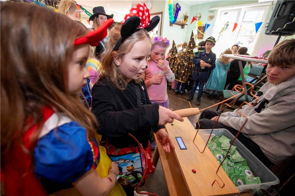 Kinderkarrneval in Haltern: Viele Fotos vom Umzug durch die Stadt