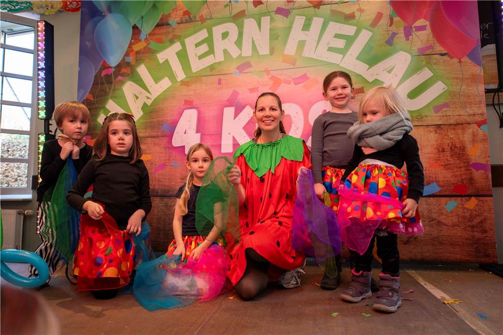 Kinderkarrneval in Haltern: Viele Fotos vom Umzug durch die Stadt