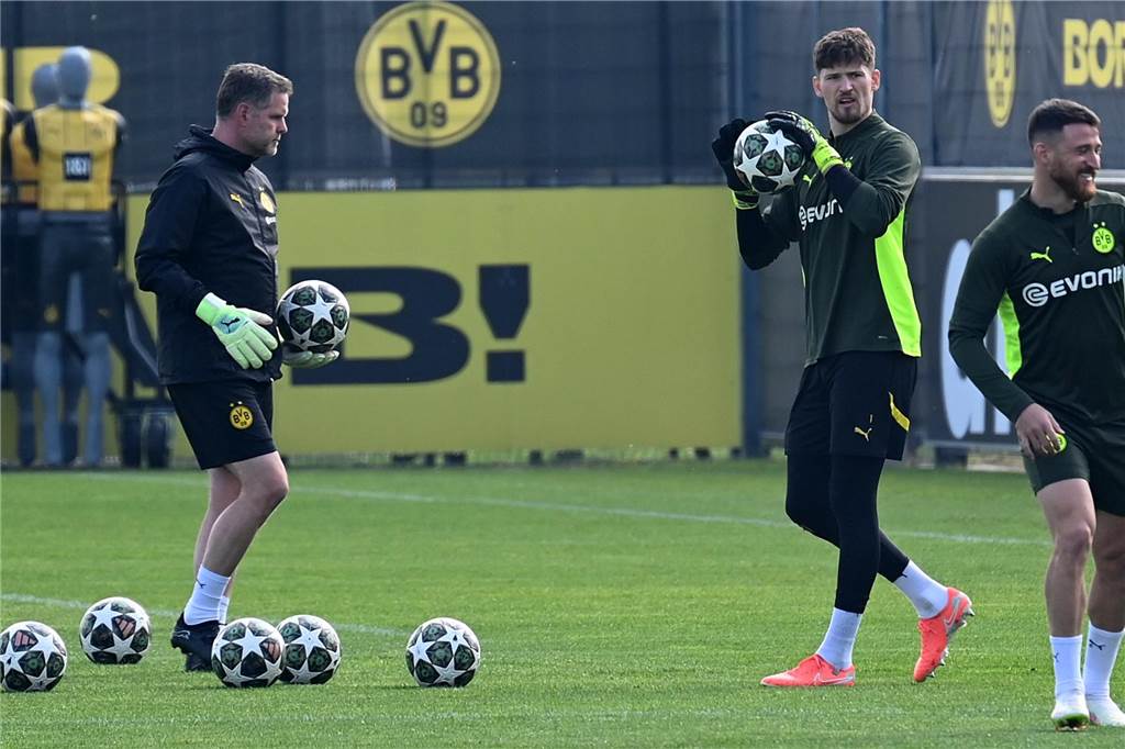 BVB-Training vor Barcelona-Rückspiel: Überraschender Motivationsbesuch – Stammspieler fehlt