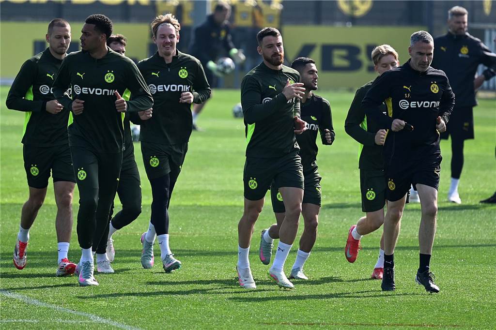 BVB-Training vor Barcelona-Rückspiel: Überraschender Motivationsbesuch – Stammspieler fehlt