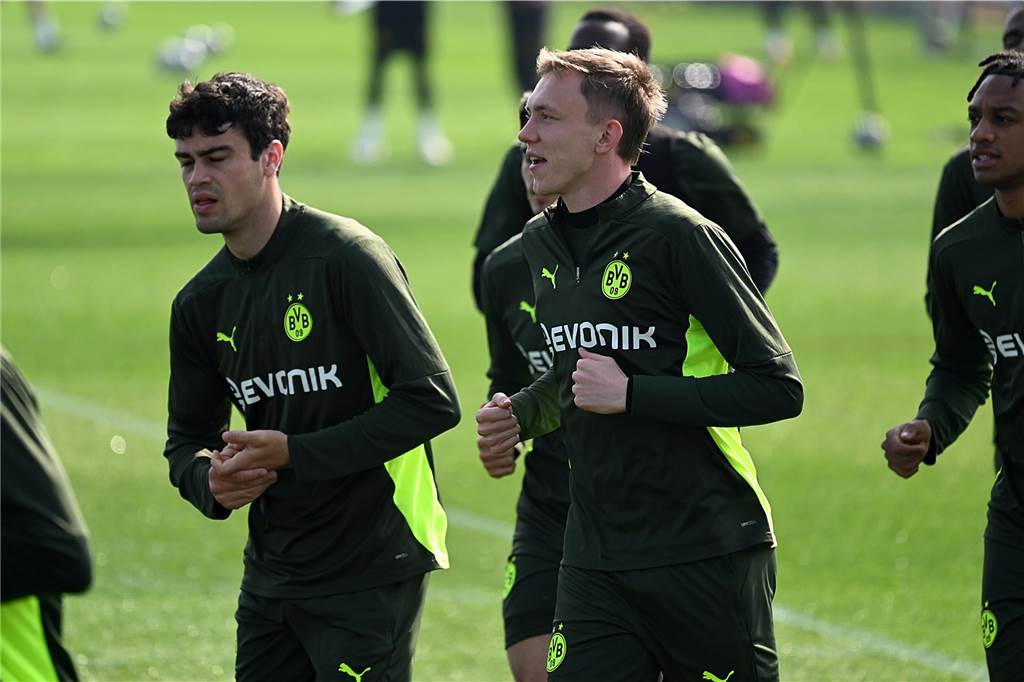 BVB-Training vor Barcelona-Rückspiel: Überraschender Motivationsbesuch – Stammspieler fehlt