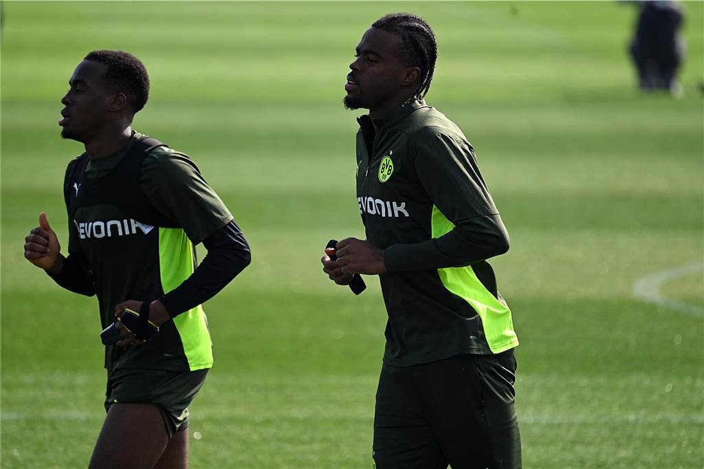 BVB-Training vor Barcelona-Rückspiel: Überraschender Motivationsbesuch – Stammspieler fehlt