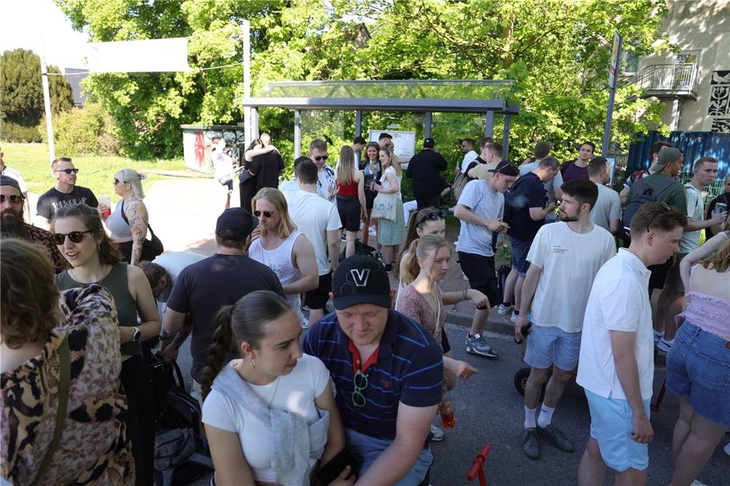 Viele Fotos vom 1. Mai 2025: Tausende wandern zum Cappenberger See